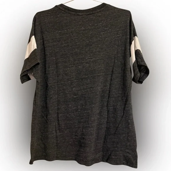 Flylow Après V-Neck Tee | Après Ski Graphic Heather Shirt | Size Women’s Large - Picture 2 of 8